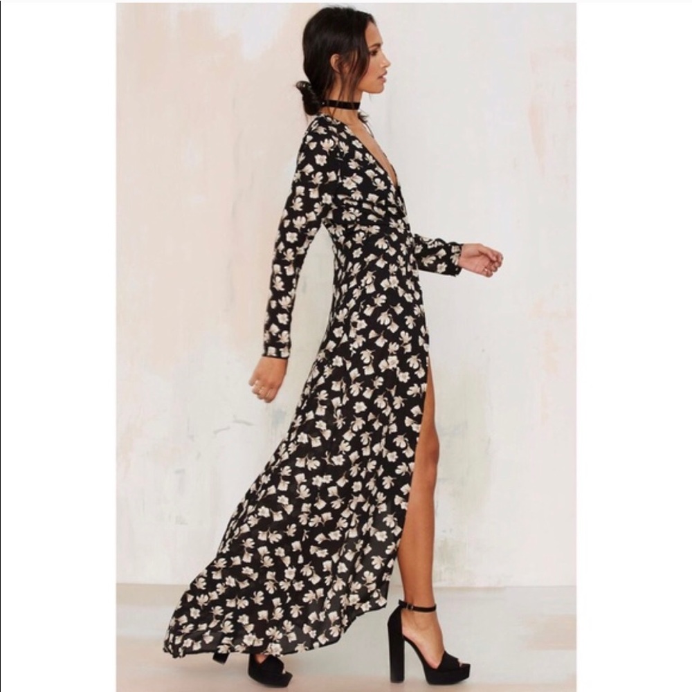 Lioness Floral Maxi Romper - Picture 2 of 5